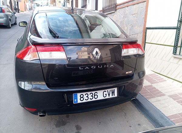 venta-de-auto-Renault-laguna-2.0-DCI-130vv-en-alahurin-el-grande